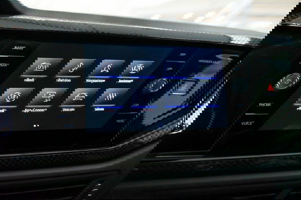 Volkswagen Taigo usata a Varese (9)