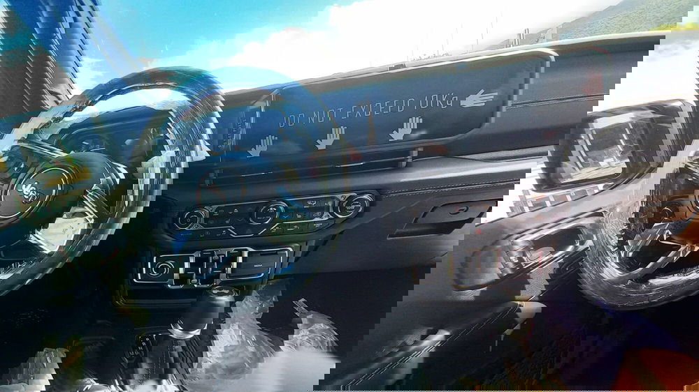 Jeep Wrangler Unlimited nuova a Benevento (2)