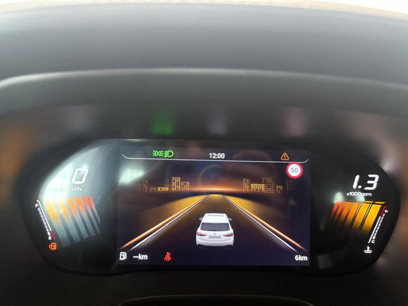 Mg ZS nuova a Milano (8)