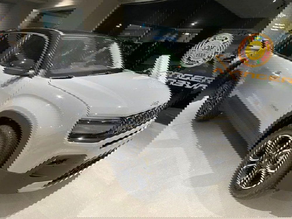 Jeep Avenger nuova a Benevento