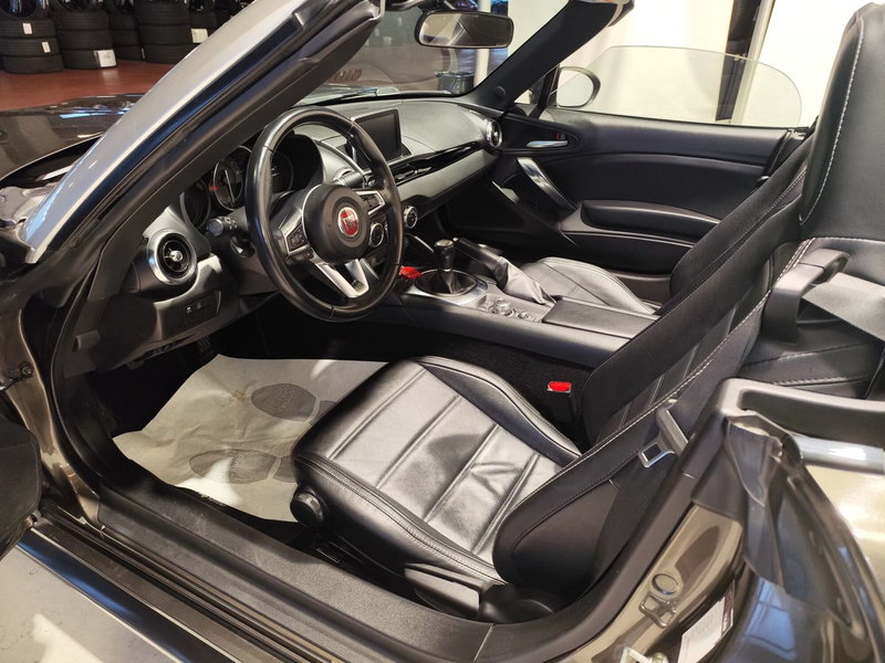 Fiat 124 spider usata a Milano (17)