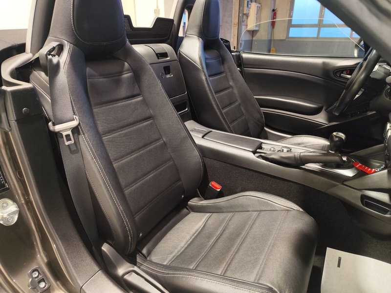 Fiat 124 spider usata a Milano (19)