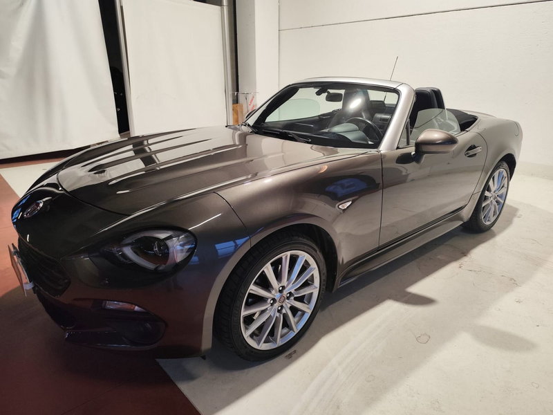 Fiat 124 spider usata a Milano (2)