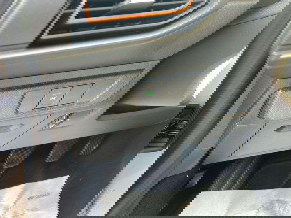 Dacia Sandero usata a Roma (9)