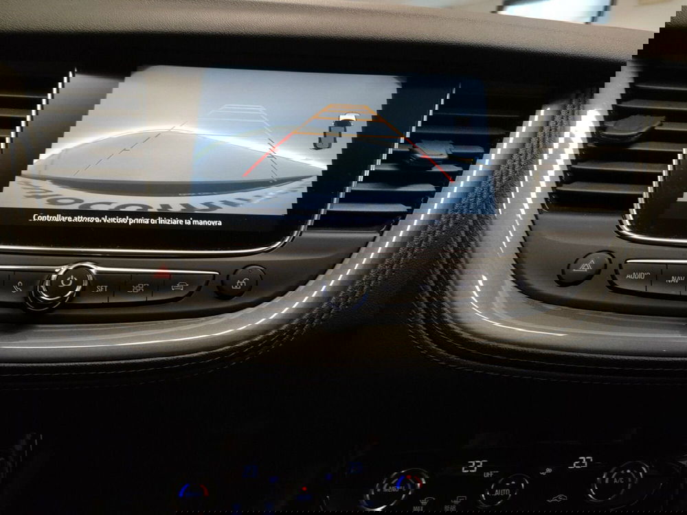 Opel Grandland X usata a Bologna (15)