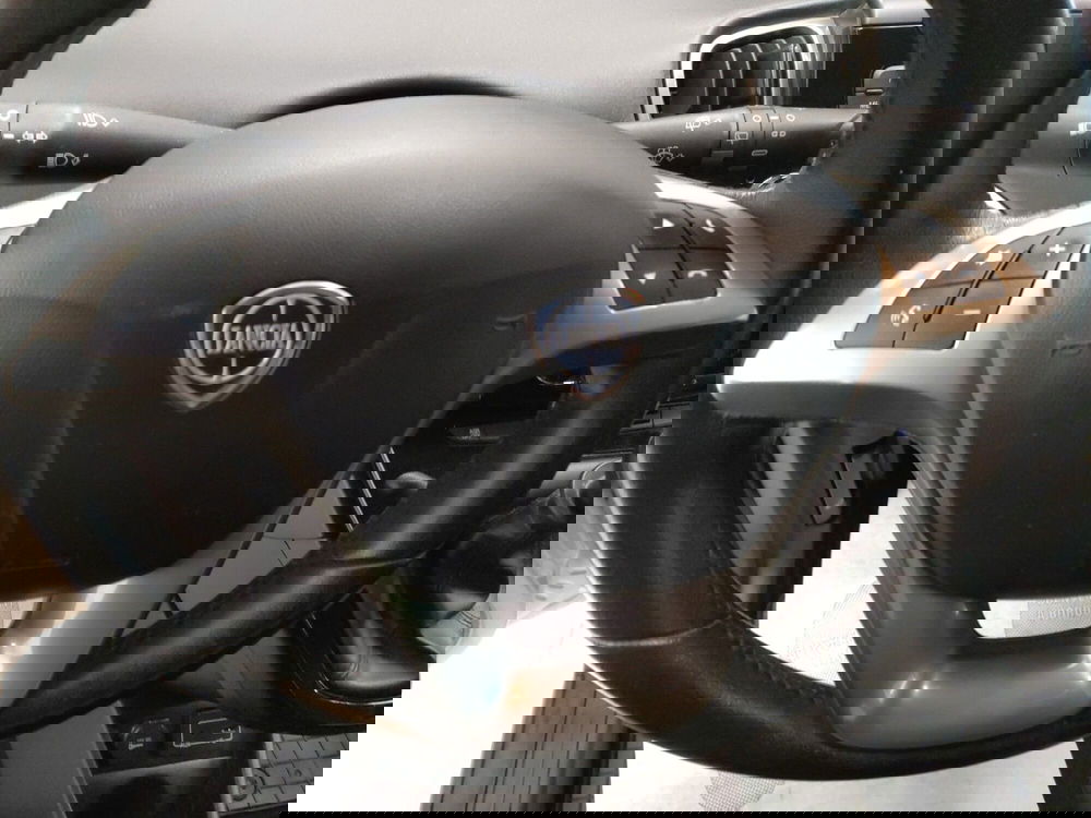 Lancia Ypsilon usata a Bologna (10)