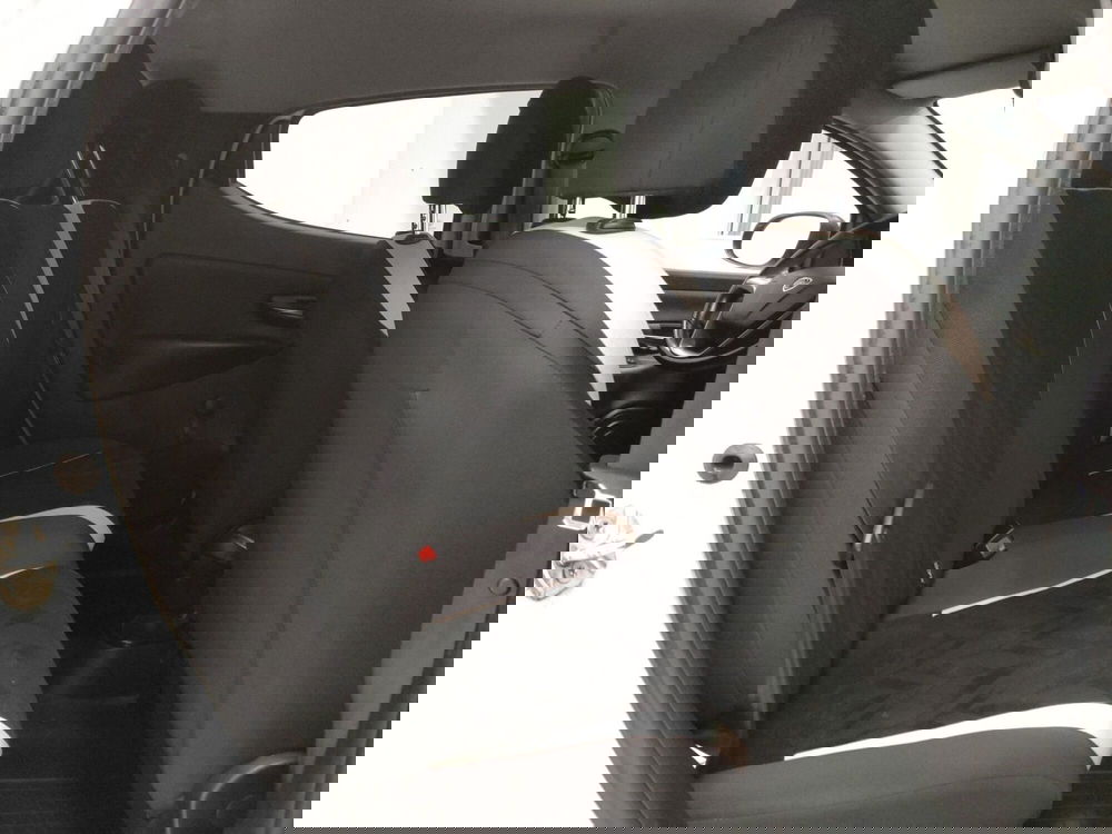 Lancia Ypsilon usata a Bologna (16)