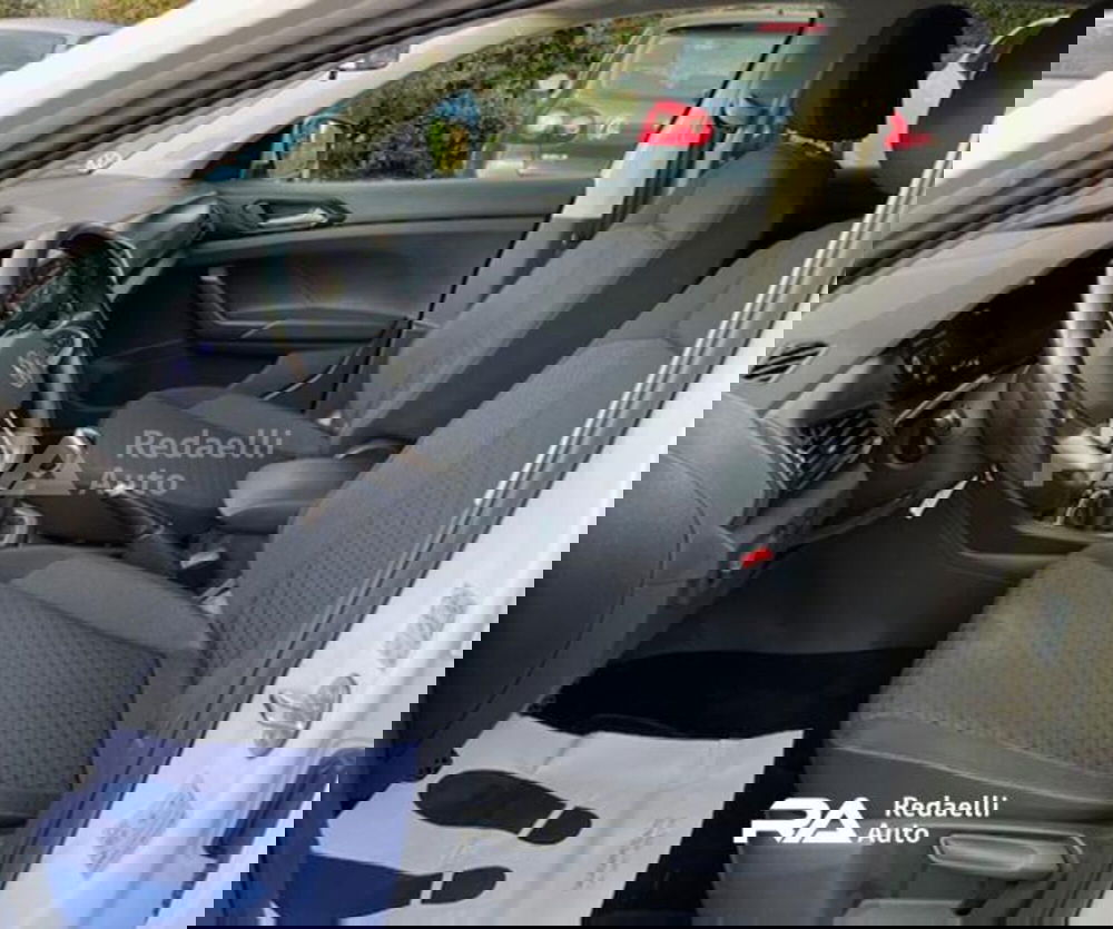 Volkswagen T-Cross usata a Lecco (6)