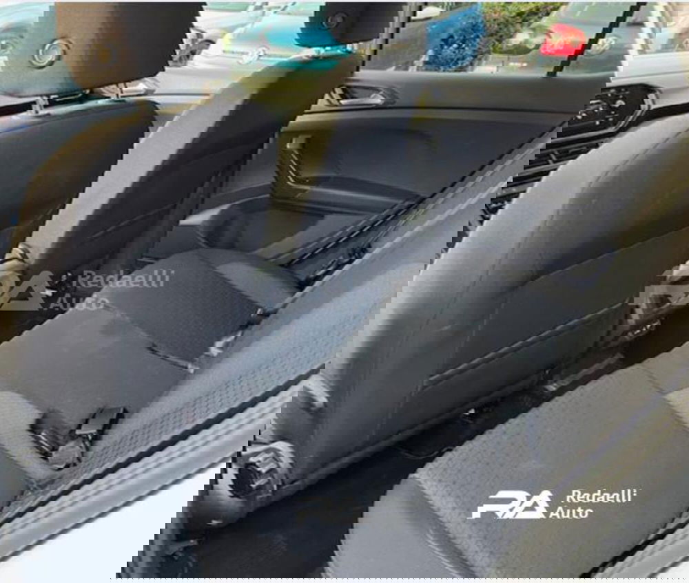 Volkswagen T-Cross usata a Lecco (7)