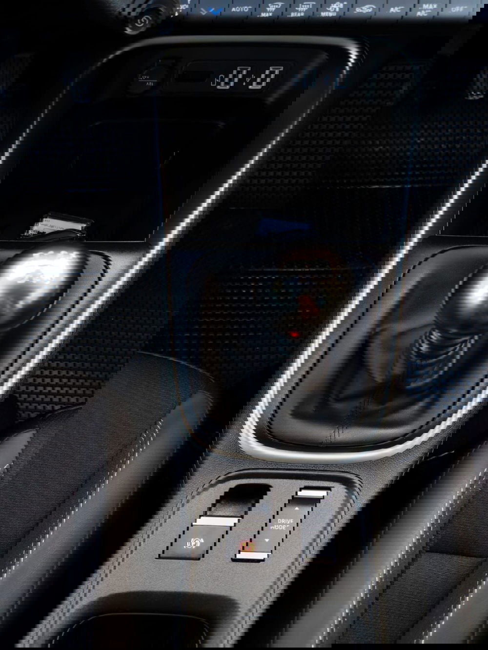 Jeep Avenger usata a Rimini (12)