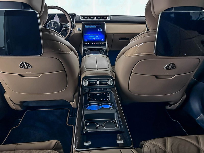 Mercedes-Benz Maybach S usata a Milano (12)