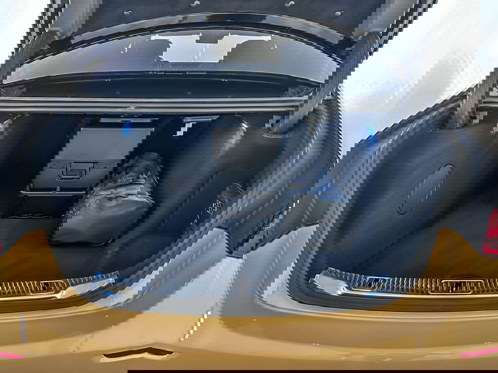 Mercedes-Benz Maybach S usata a Milano (18)