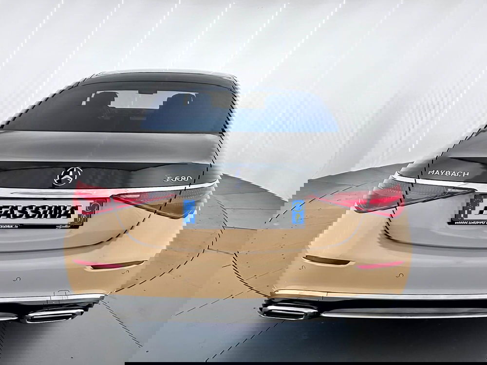 Mercedes-Benz Maybach S usata a Milano (6)