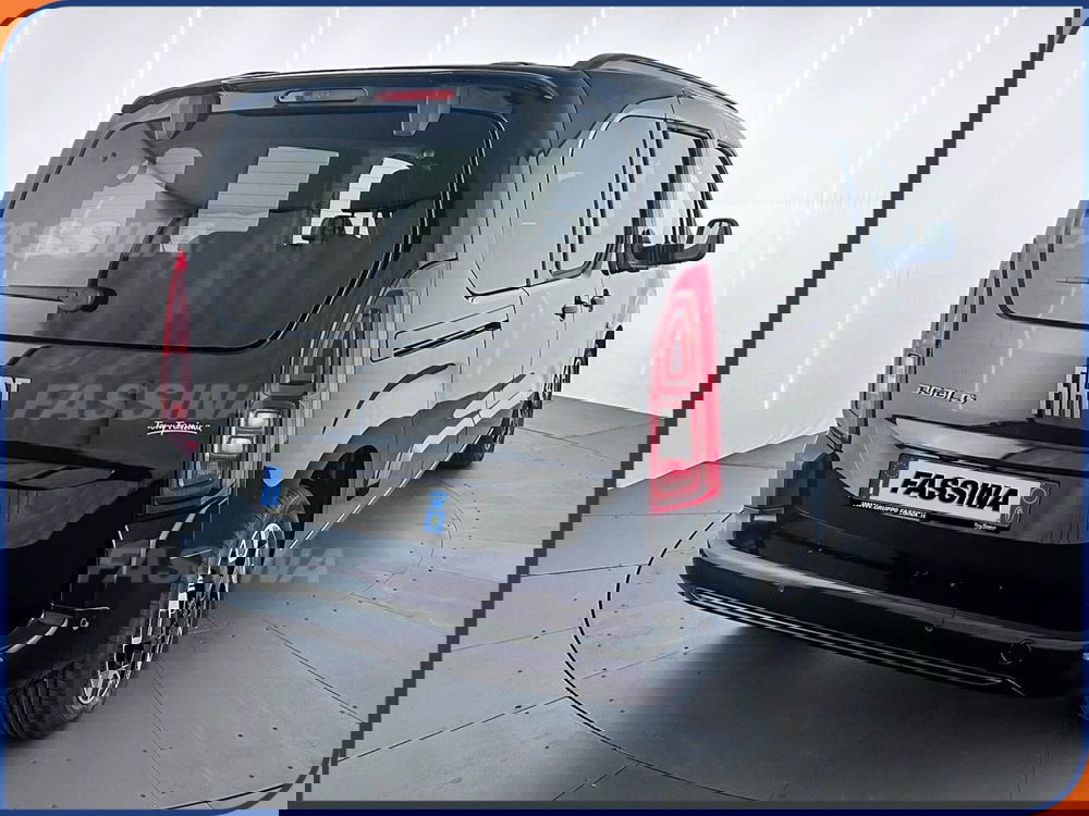 Fiat Doblò nuova a Milano (6)