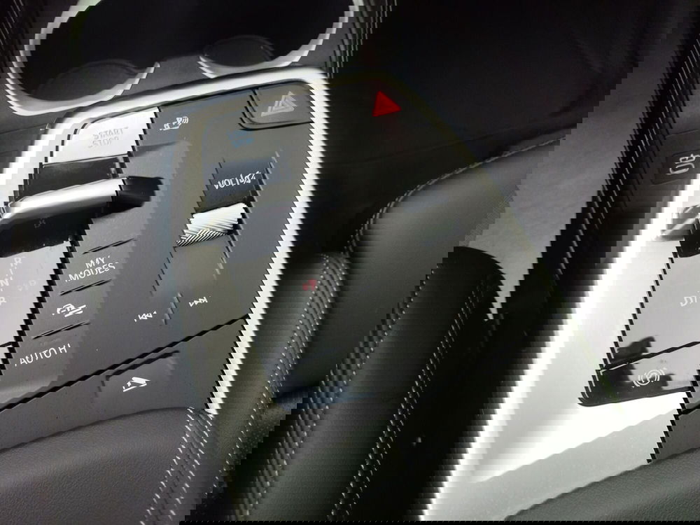 BMW iX1 usata a Modena (11)