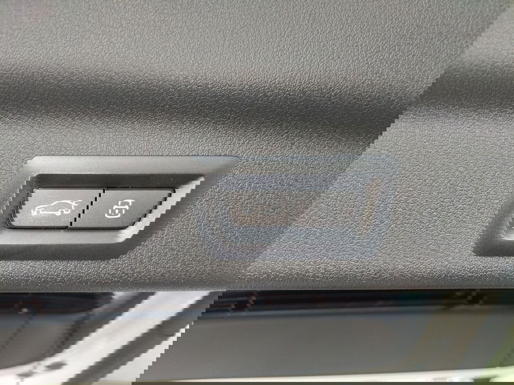 BMW iX1 usata a Modena (15)