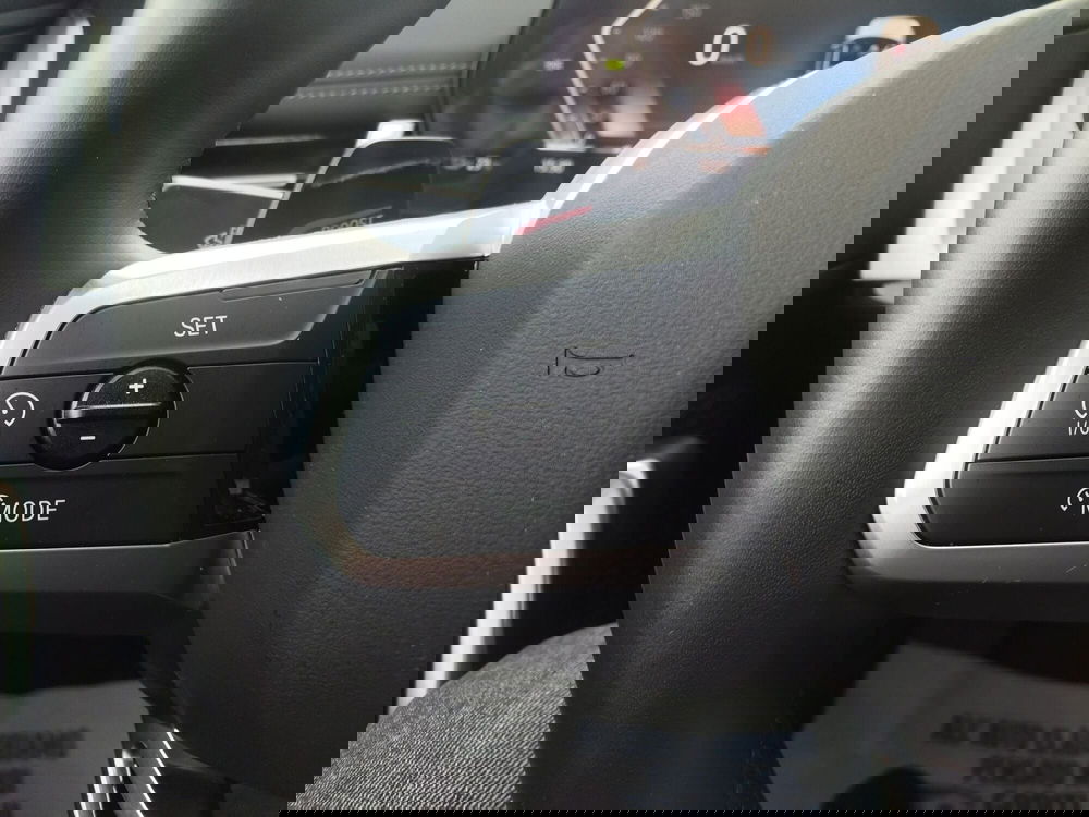 BMW iX1 usata a Modena (18)