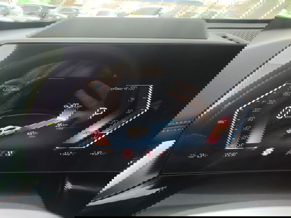 BMW iX1 usata a Modena (8)