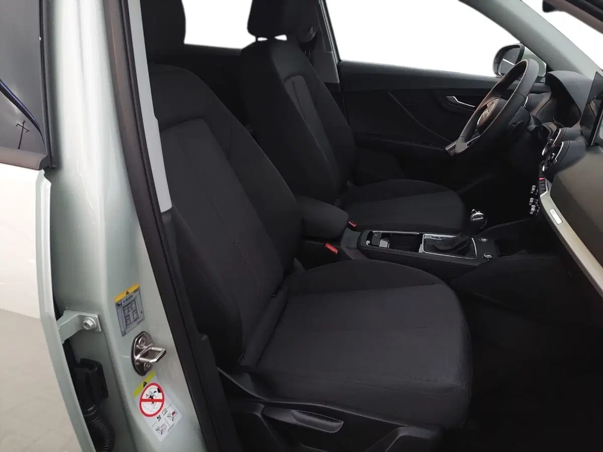 Audi Q2 usata a Bari (11)