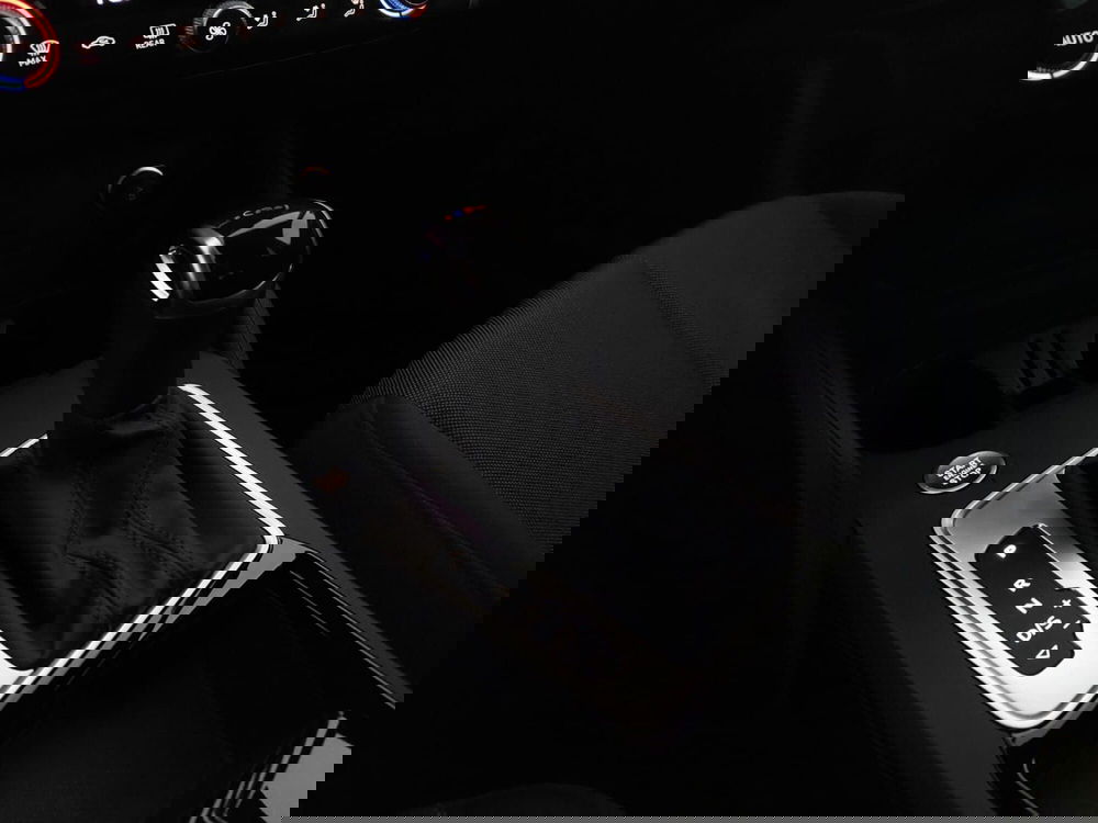 Audi Q2 usata a Bari (13)