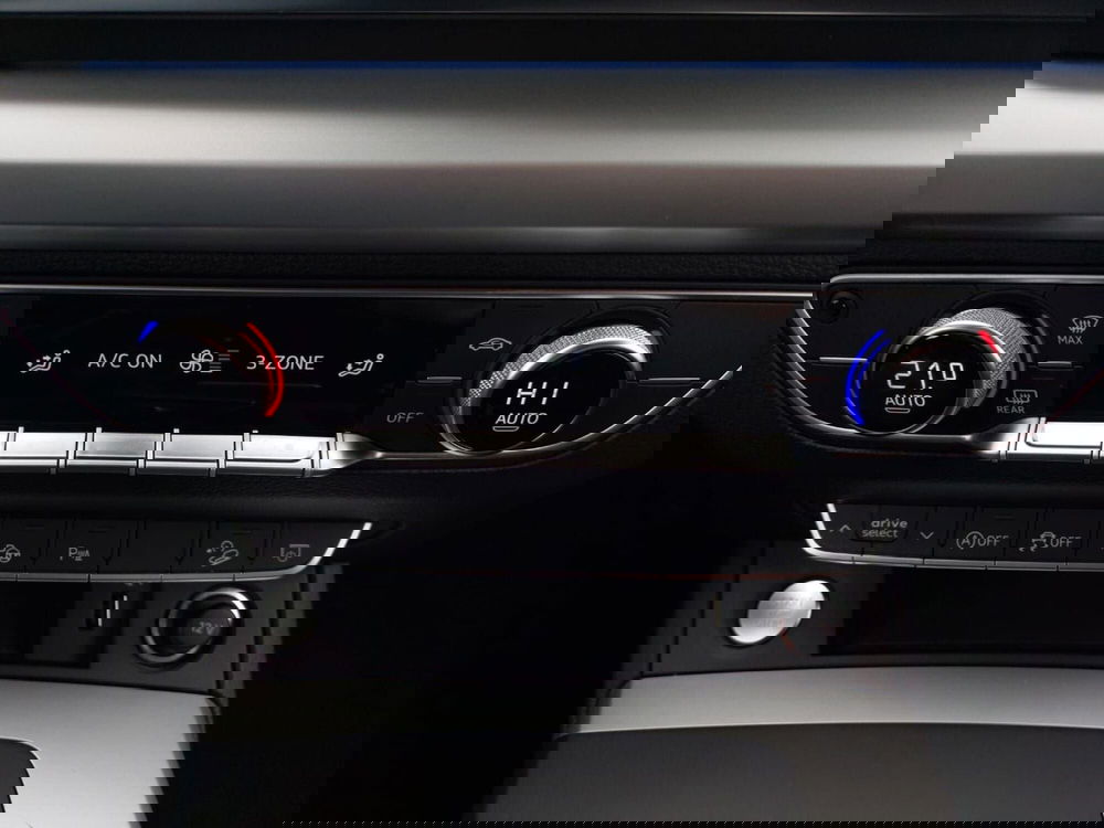 Audi Q5 usata a Bari (16)