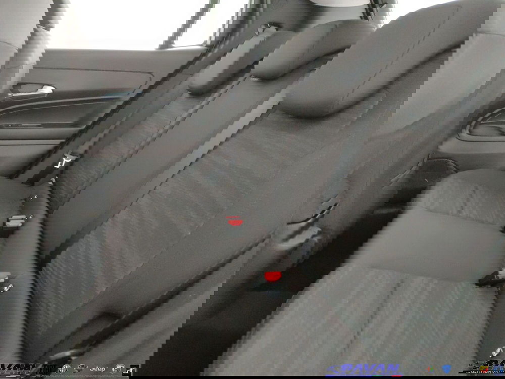 Jeep Avenger nuova a Padova (11)