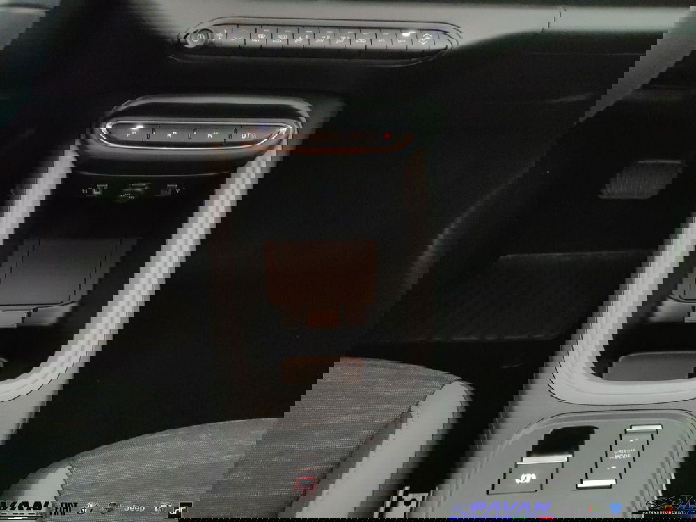 Jeep Avenger nuova a Padova (15)