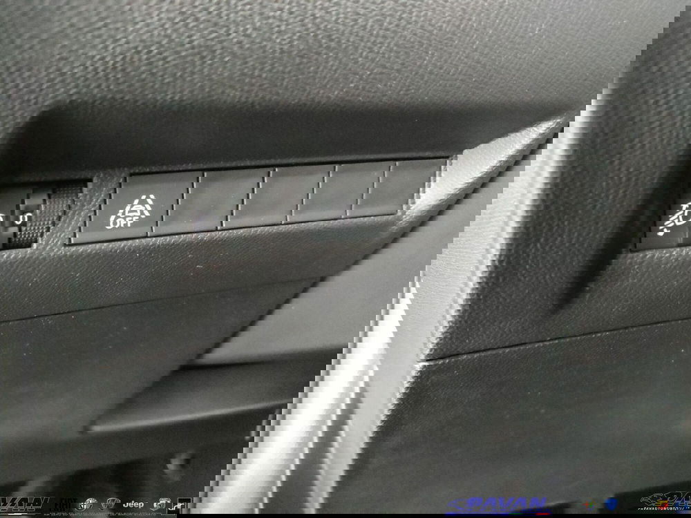 Peugeot 208 usata a Padova (19)