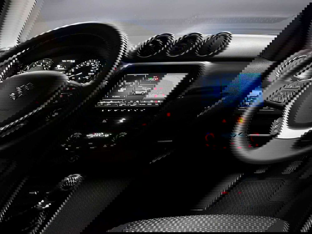 Suzuki Vitara nuova a Padova (9)