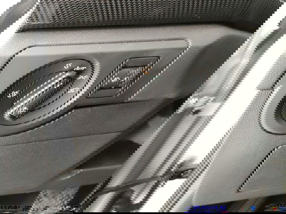 Volkswagen T-Cross usata a Padova (12)