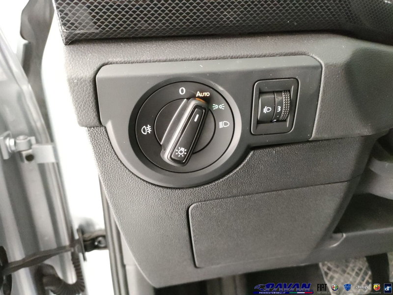 Volkswagen T-Cross usata a Padova (12)