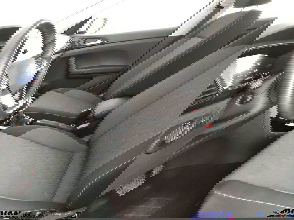 Volkswagen T-Cross usata a Padova (13)