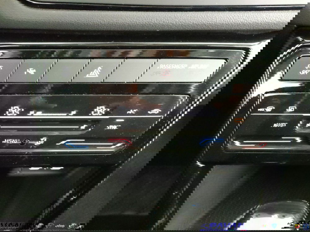 Volkswagen T-Cross usata a Padova (18)