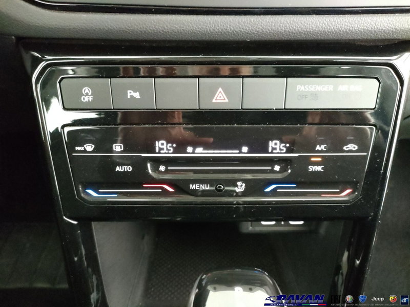 Volkswagen T-Cross usata a Padova (18)