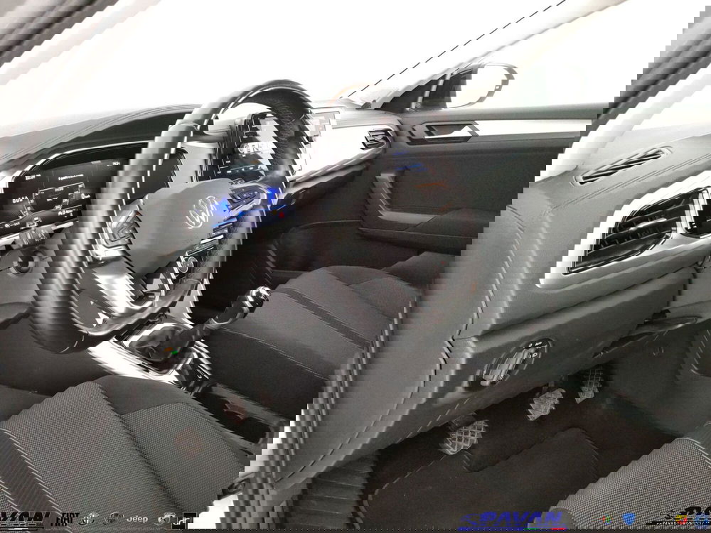 Volkswagen T-Roc usata a Padova (11)