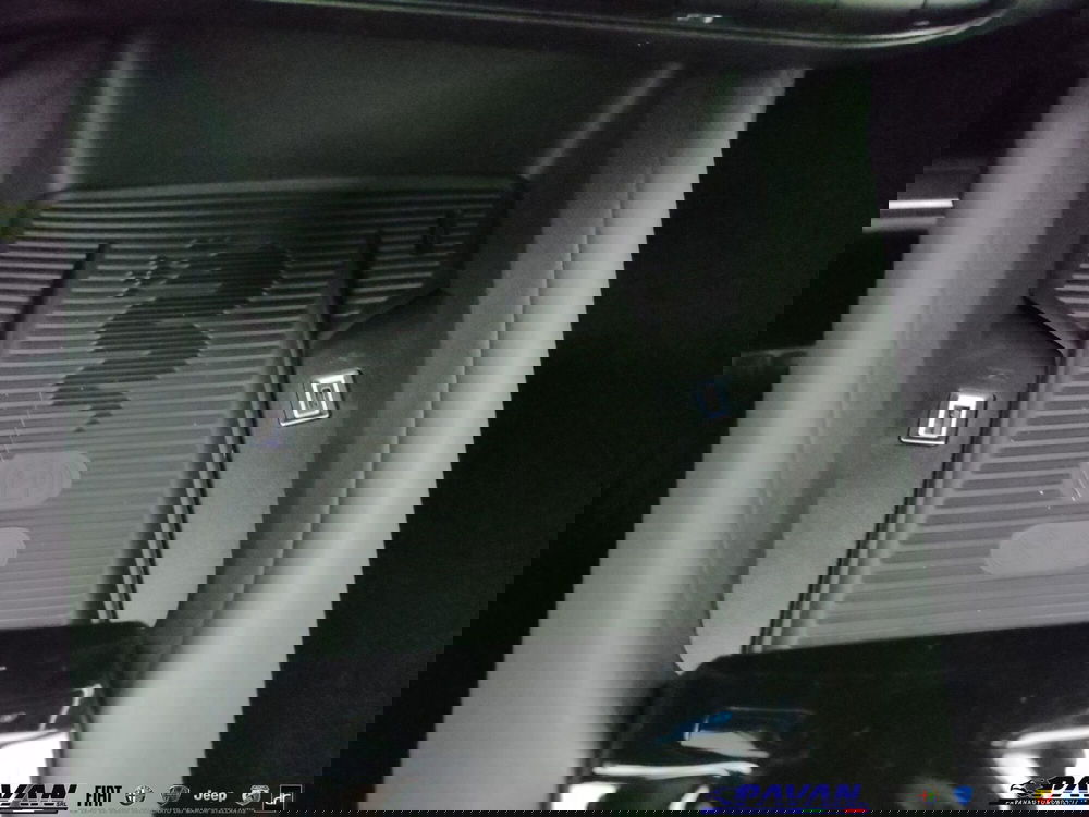 Alfa Romeo Junior nuova a Padova (13)