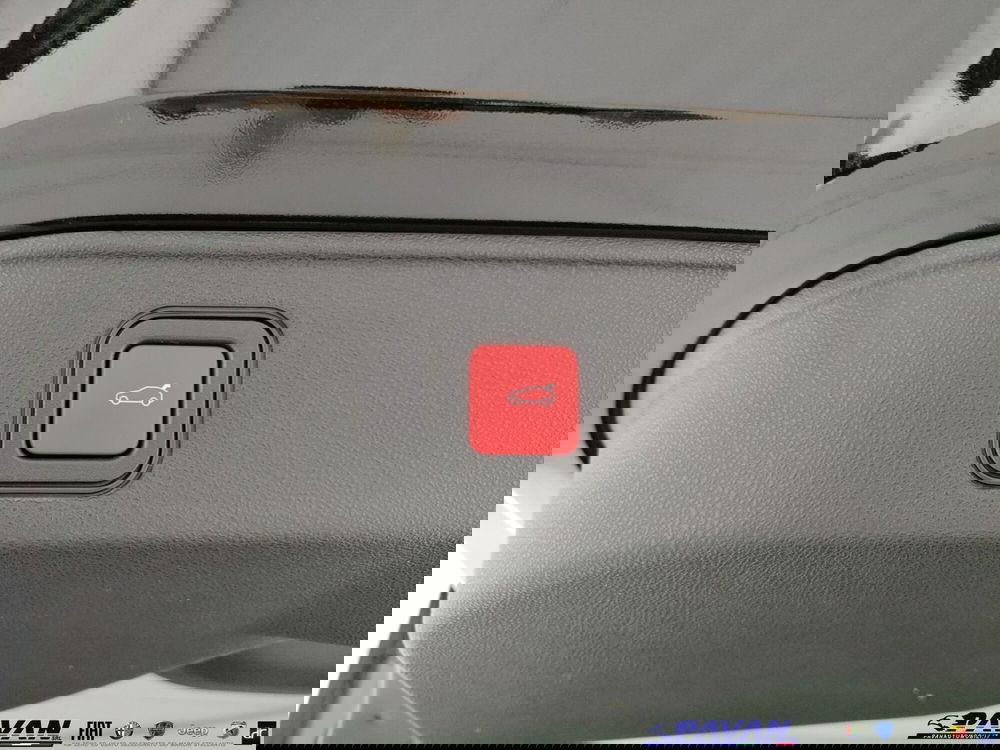 Alfa Romeo Junior nuova a Padova (17)