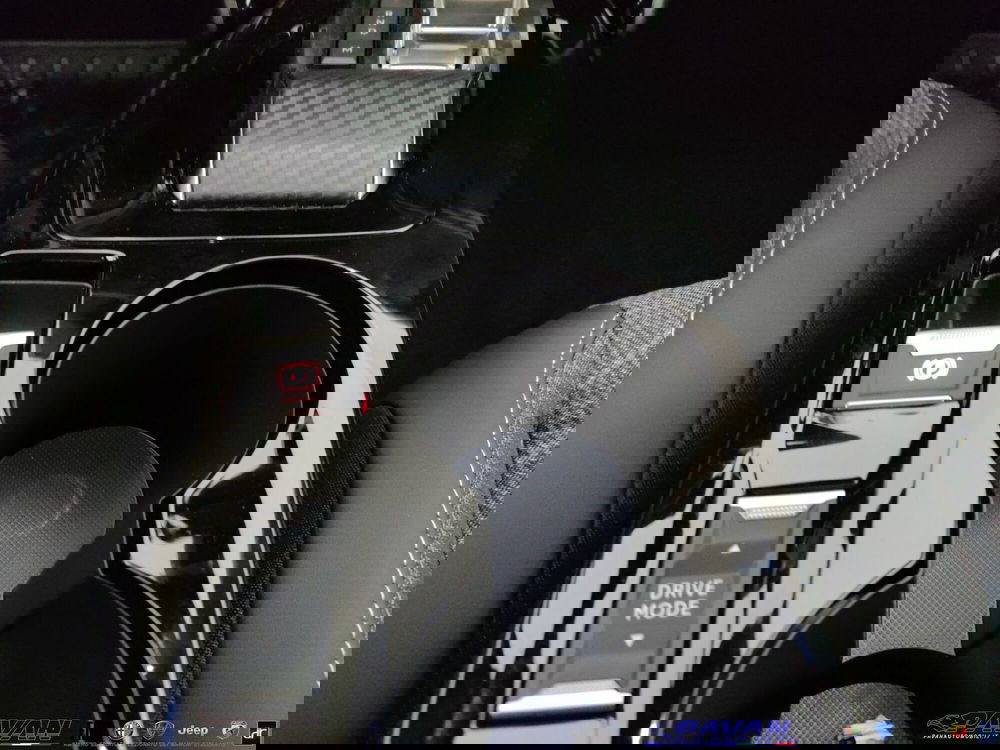 Peugeot 2008 nuova a Padova (17)