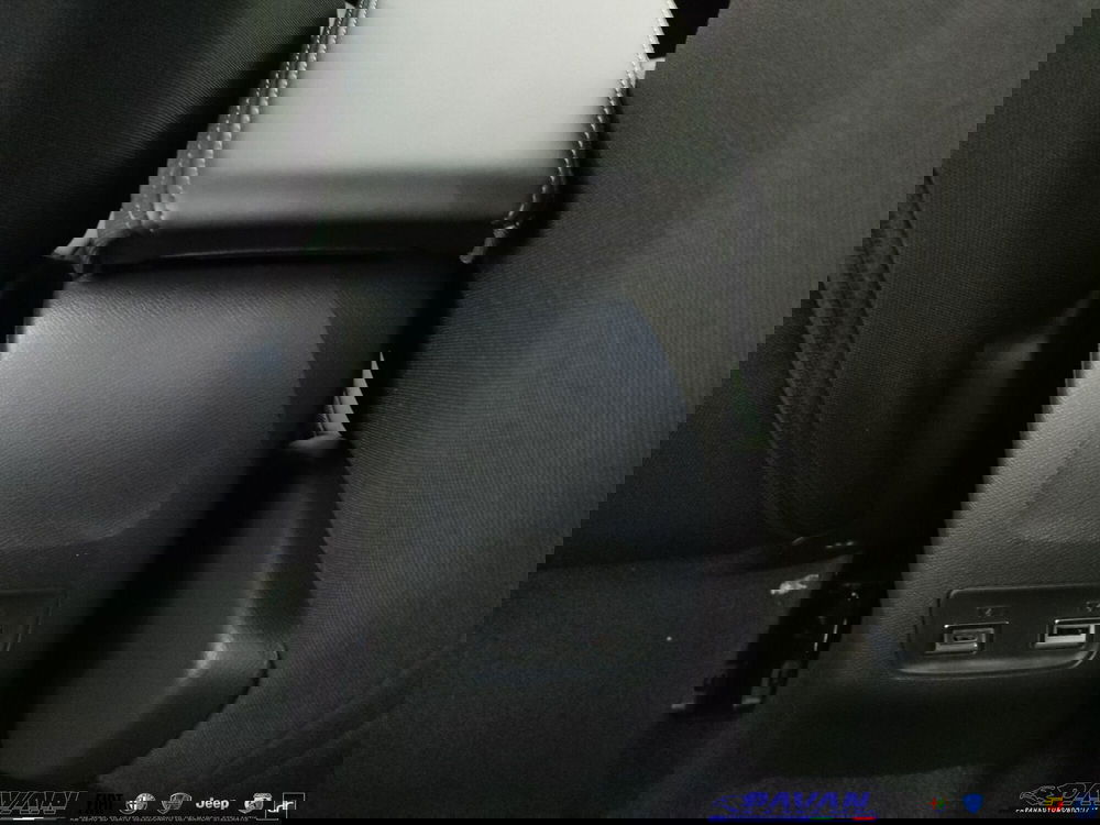 Peugeot 2008 nuova a Padova (18)