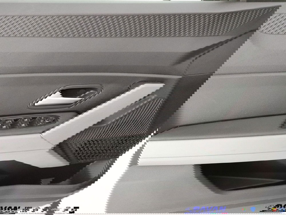 Dacia Duster usata a Padova (10)