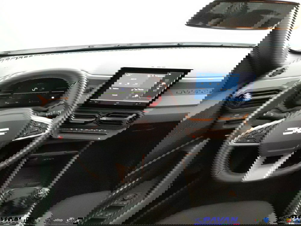 Dacia Duster usata a Padova (14)