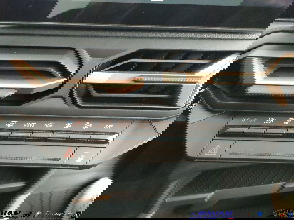 Dacia Duster usata a Padova (17)