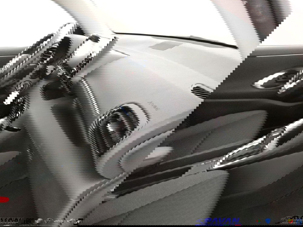 Toyota Yaris usata a Padova (16)