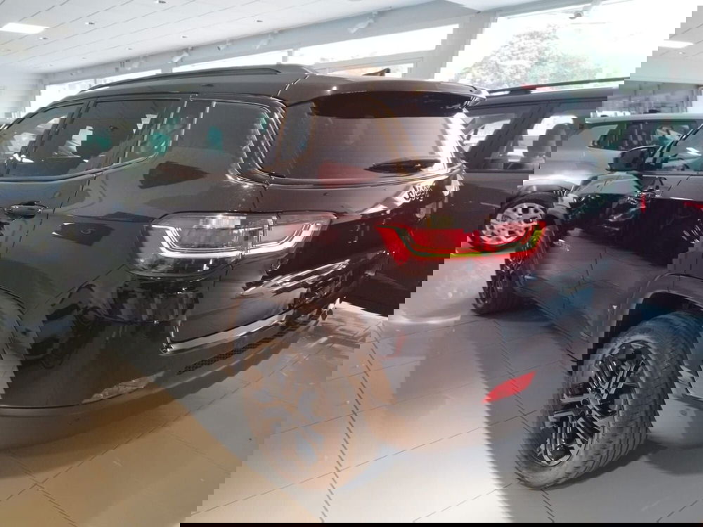 Jeep Compass nuova a Arezzo (7)