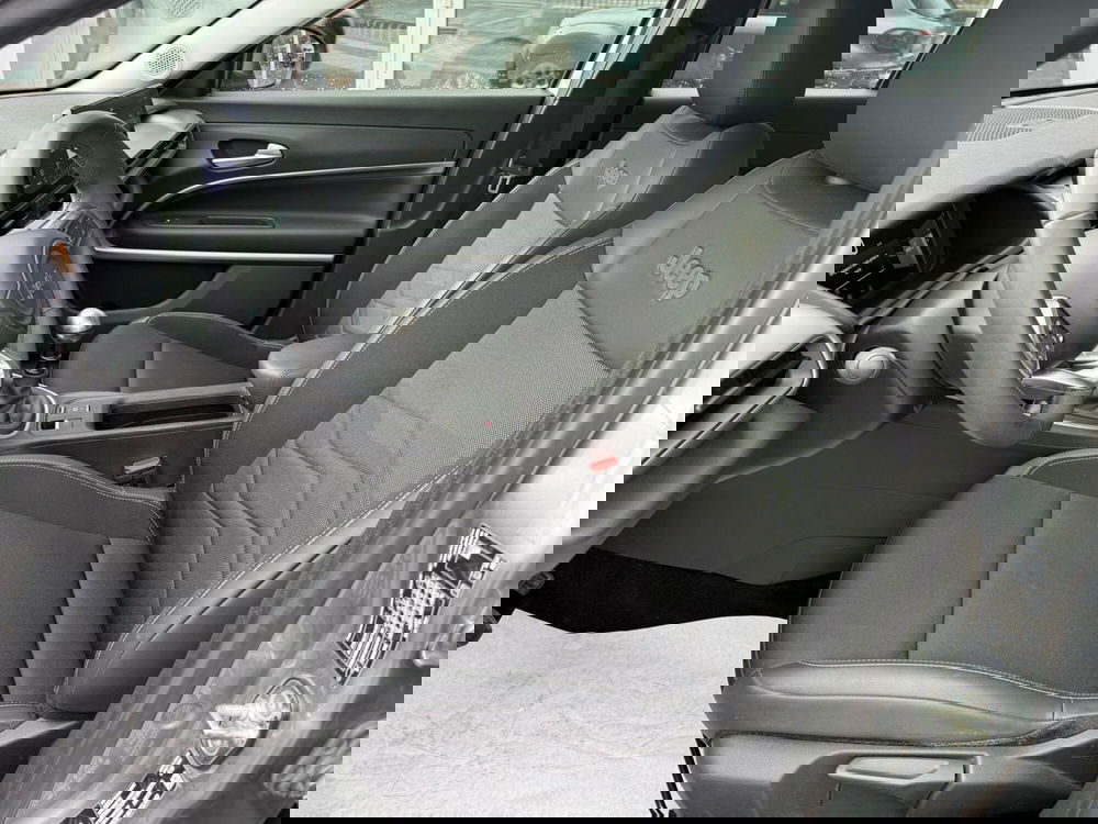 Jeep Avenger usata a Arezzo (15)