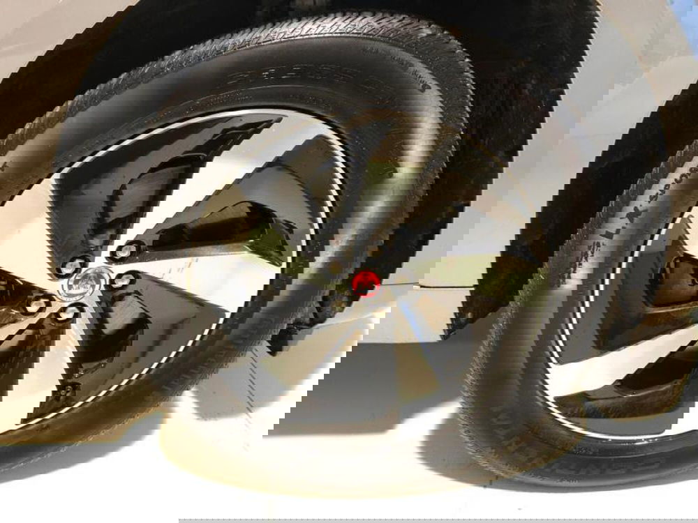 Jaguar F-Pace usata a Venezia (9)