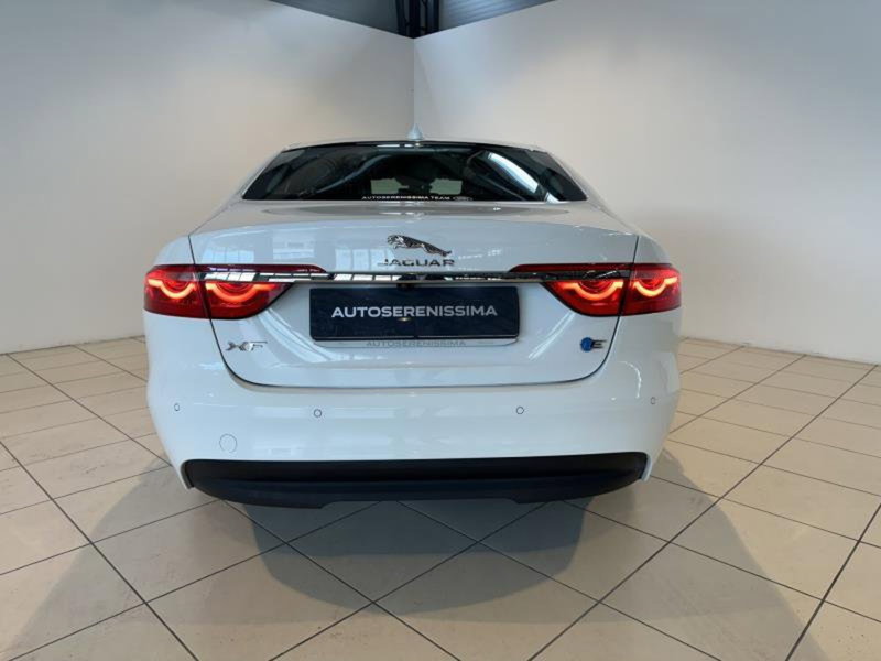 Jaguar XF usata a Venezia (5)