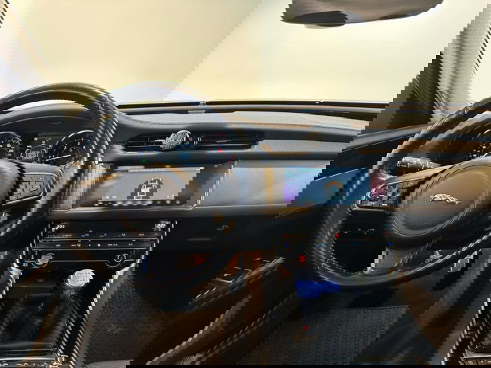 Jaguar XF usata a Venezia (9)