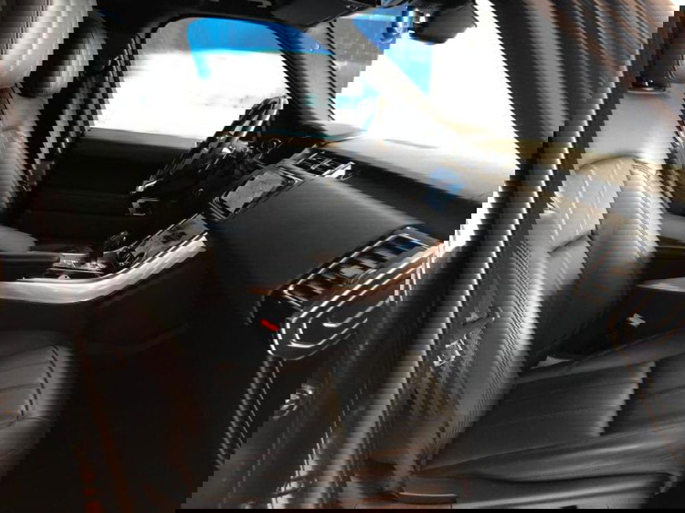 Land Rover Range Rover Sport usata a Venezia (9)