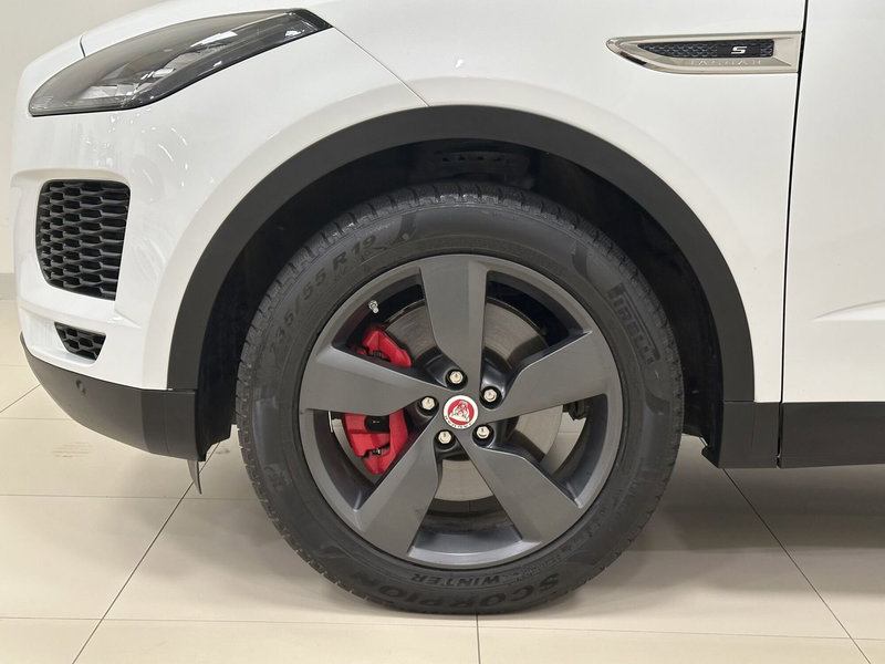 Jaguar E-Pace usata a Lodi (9)